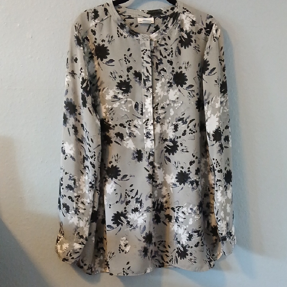 NWOT - Liz Claiborne Black and Gray Floral Blouse